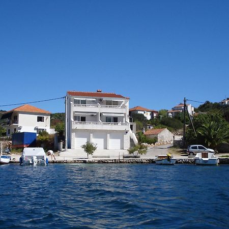 Apartments Mirko Vinišće 외부 사진